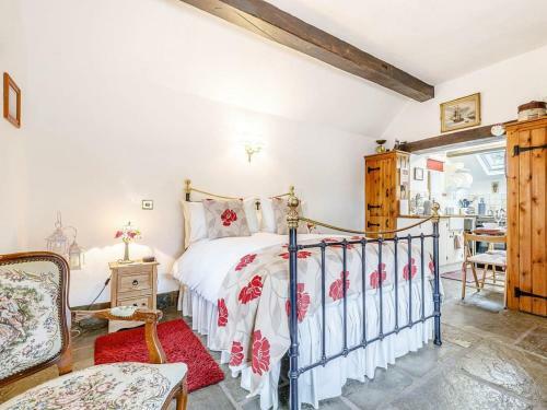 Lake Cottage-uk33429