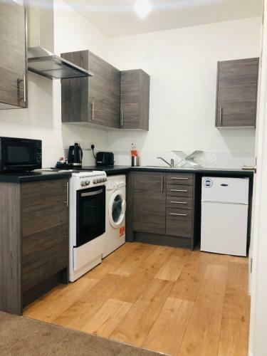 Showcase Apartments - Highcross House