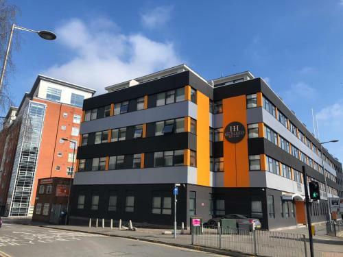 Showcase Apartments - Highcross House