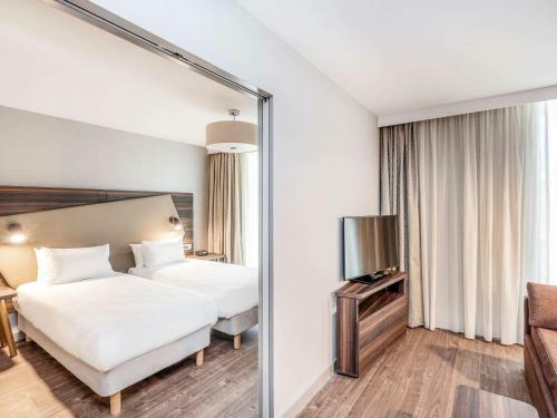 Aparthotel Adagio Leicester