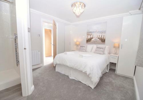 Twenty Three B - 3 Bedroomed Apartment