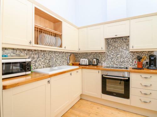 Courtyard Cottage, Letham