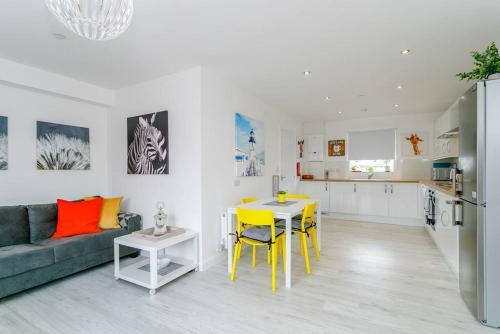 Acorn Mews