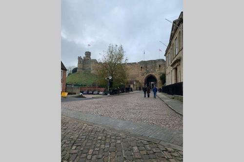 Modern 1 Bed Apartment Uphill Lincoln