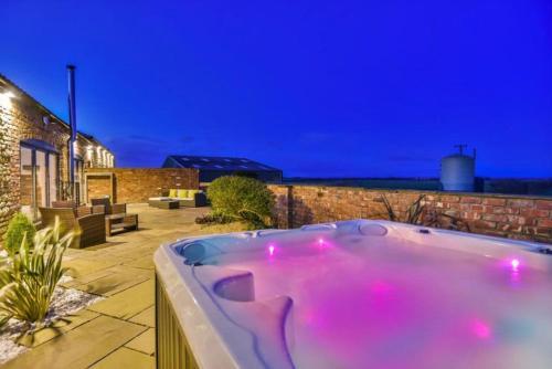 Captivating 4-bed House In Lincoln