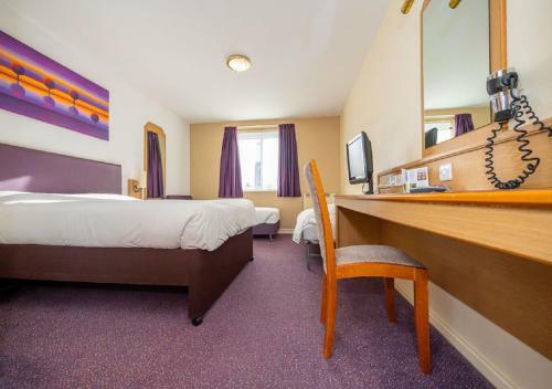 Hotel Stables Inn, Aintree