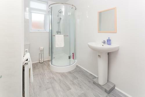 Air Host And Stay - Gresham House, Great Value Sleeps 8, Close To Liverpool City Centre