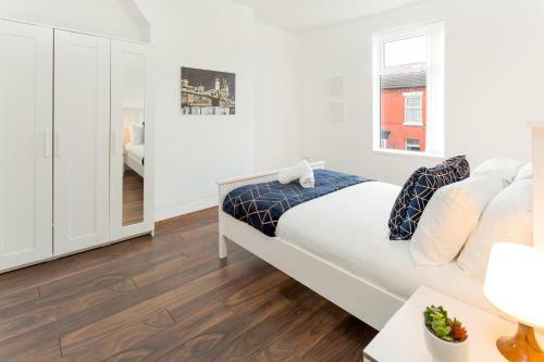 Air Host And Stay - Gresham House, Great Value Sleeps 8, Close To Liverpool City Centre