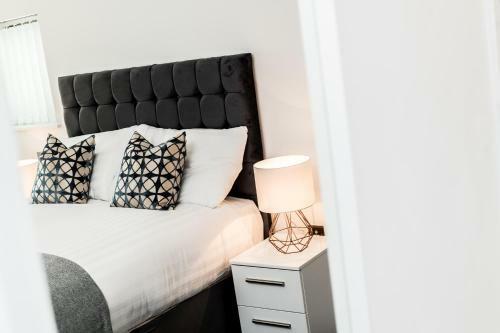 Beautiful Dockfront Apartment