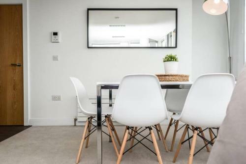 Waterfront Apartment Albert Dock Views