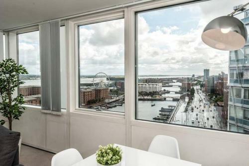 Waterfront Apartment Albert Dock Views