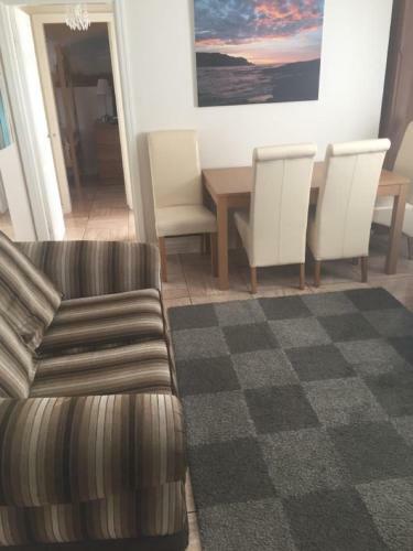 Dinas Apartments