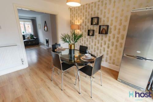 Apartamento Huge Family Home