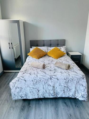 Stunning 4-bed House In Liverpool L15