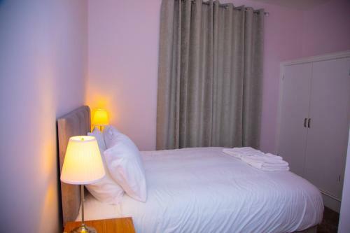 Hostal Carmel House