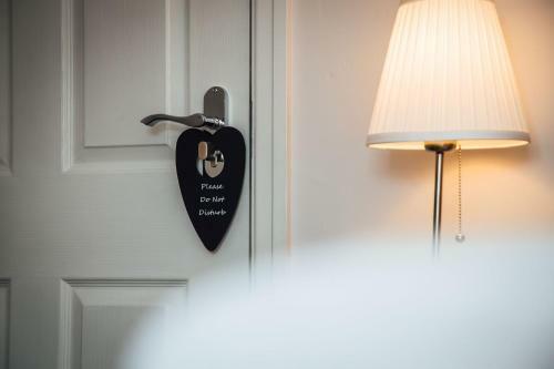 Hostal Carmel House
