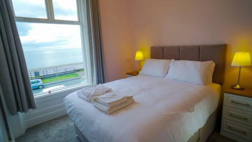 Hostal Carmel House