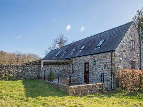 Hen Stabl Llandwrog