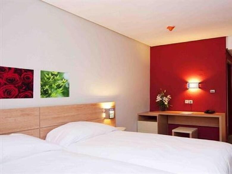 Manzil Hotel