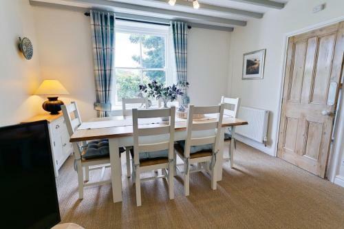Bryn Mel Honey Hill Cottage