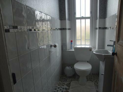 Llanwrtyd Hall B&B Angelis Holistic Retreat