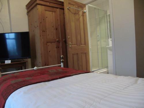 Llanwrtyd Hall B&B Angelis Holistic Retreat