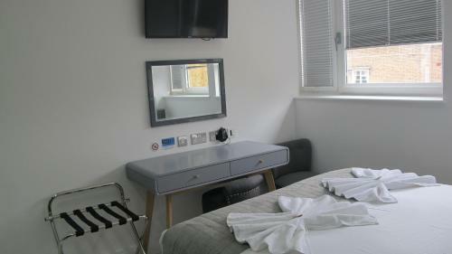 Bloomsbury Apartments
