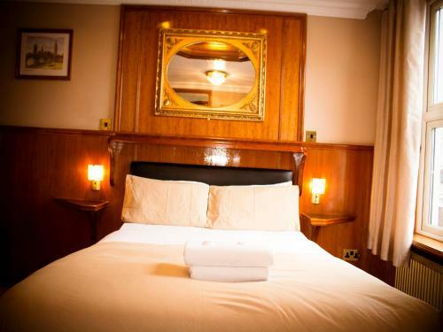 Cricklewood Lodge Hotel