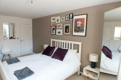 Spacious Central Family Apartment