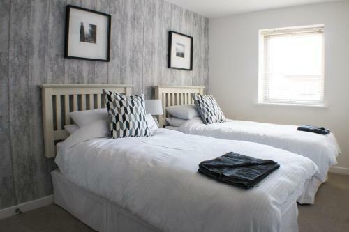 Spacious Central Family Apartment