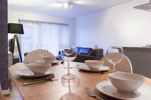 Spacious Central Family Apartment