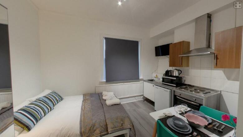 London Queen Park Apartments