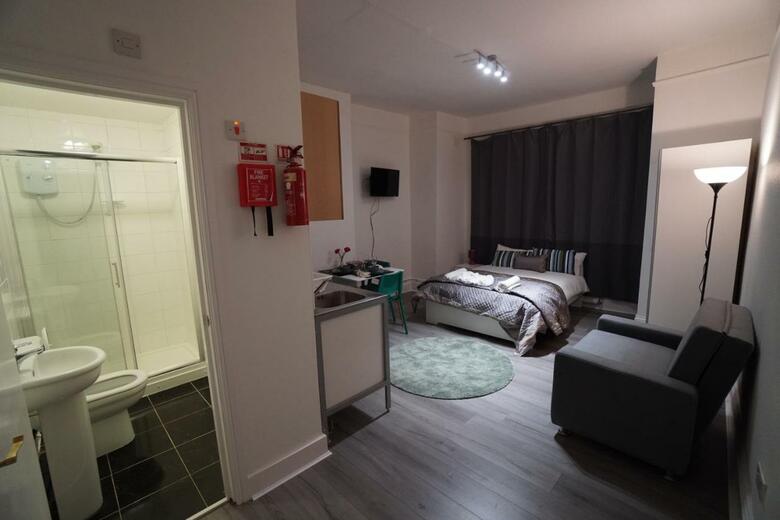 London Queen Park Apartments