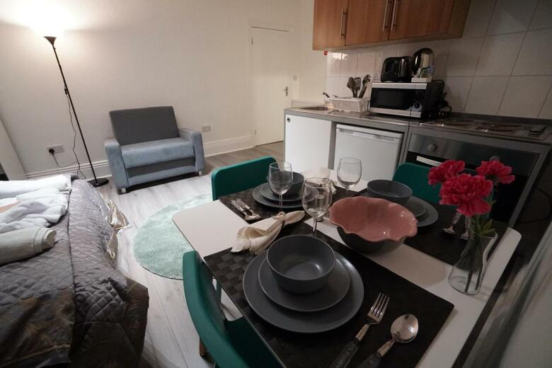 London Queen Park Apartments