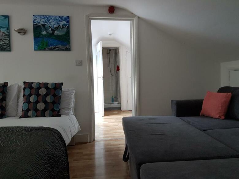 London Queen Park Apartments