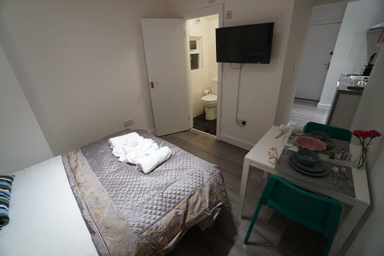 London Queen Park Apartments