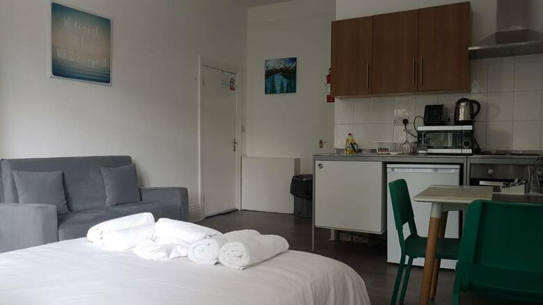 London Queen Park Apartments