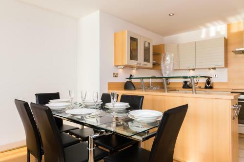 Apartamentos Austin David Executive Excel