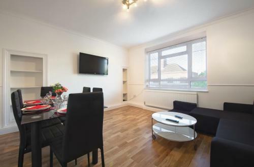 Central London 2 Bedroom Apartment