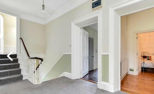 Villa Period House 6 Bedrooms