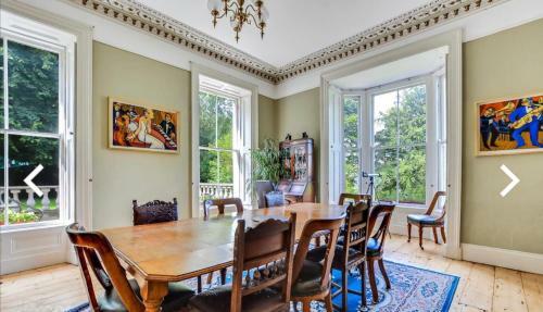 Villa Period House 6 Bedrooms