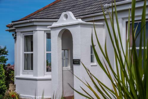 Western Watch - Sea Views, Pets Accepted, Sleeps 6