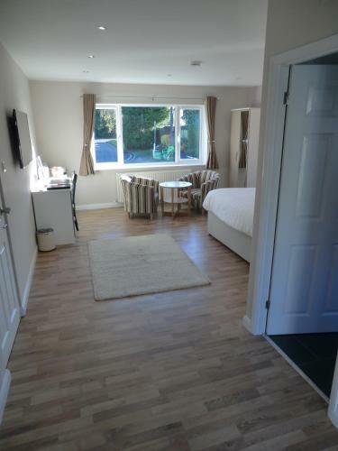 Bed & Breakfast Coombe Dale Accommodation