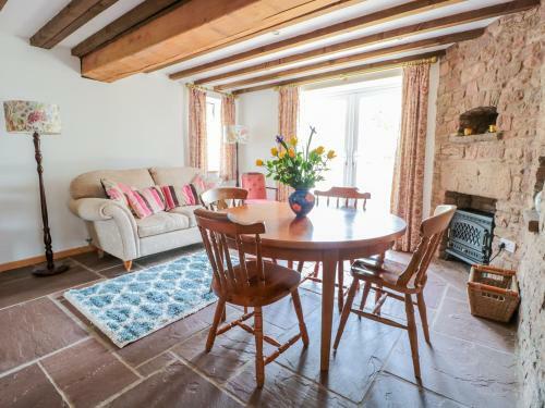 Rodley Manor Retreat, Bloemuns