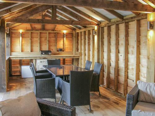 Hillside Lodge