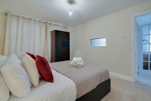 Newark House - 2 Bedroom Serviced Apartment