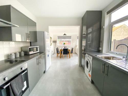 Apartamento Spacious Contractor House & Luton Town Centre & Lla By Comfy Workers