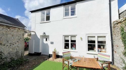 Cleve Cottage