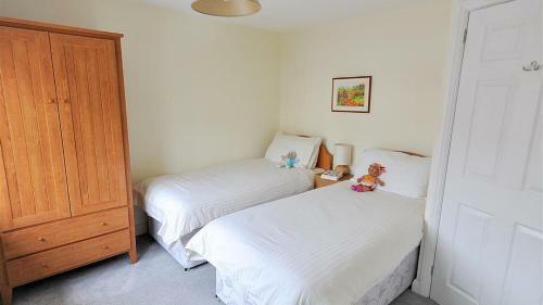 1 Studley Gardens