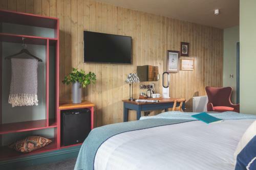 Posada Rock Point Inn